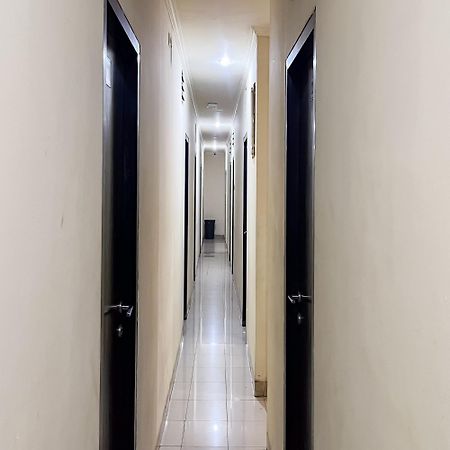 Arcadia Rooms Redpartner Jakarta Exterior foto