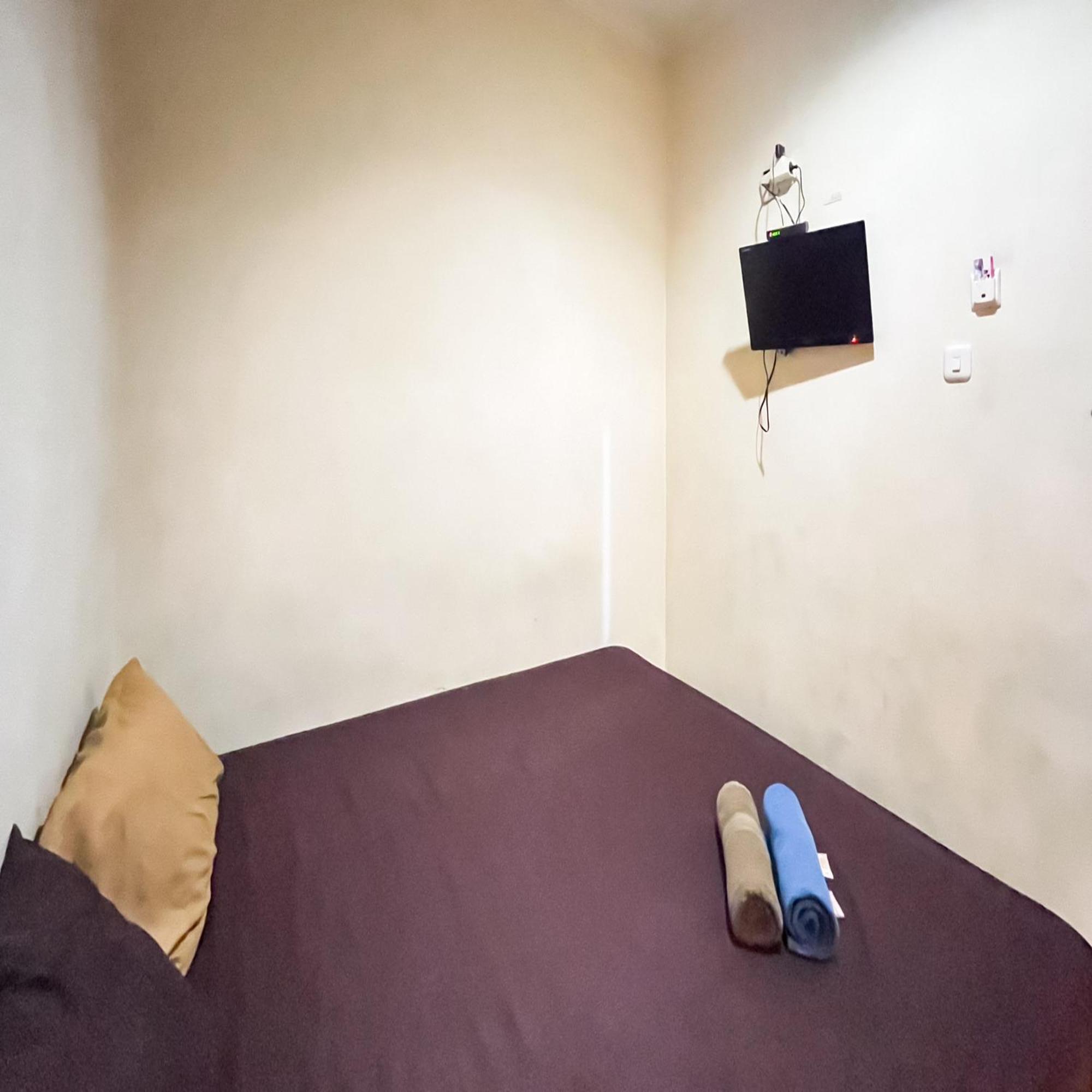Arcadia Rooms Redpartner Jakarta Exterior foto