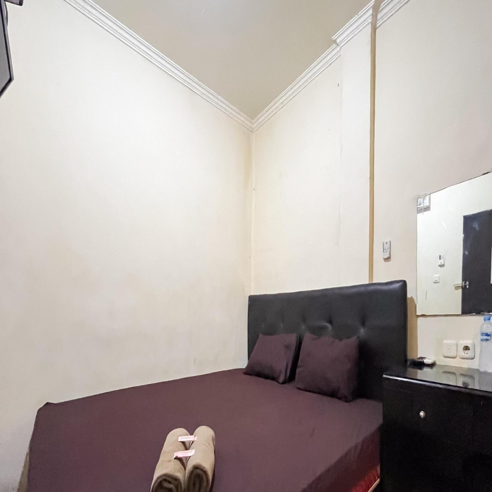 Arcadia Rooms Redpartner Jakarta Exterior foto
