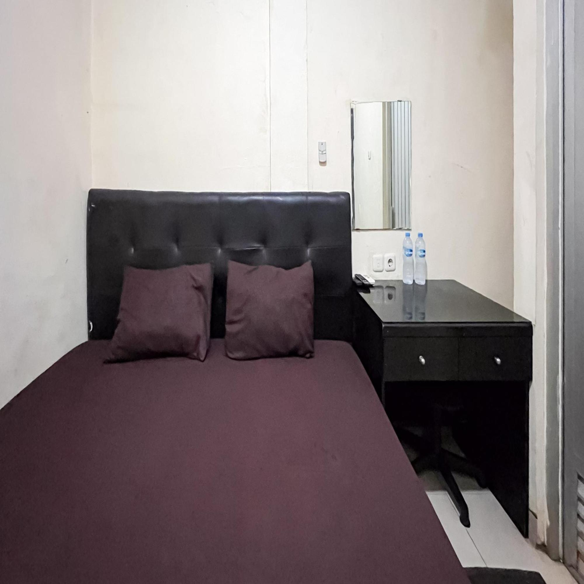 Arcadia Rooms Redpartner Jakarta Exterior foto